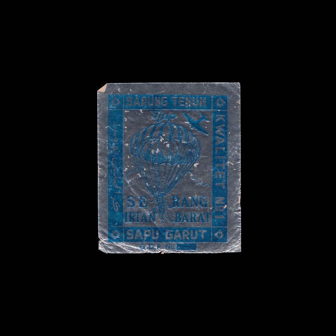 Sarung Tenun Tjap Serang