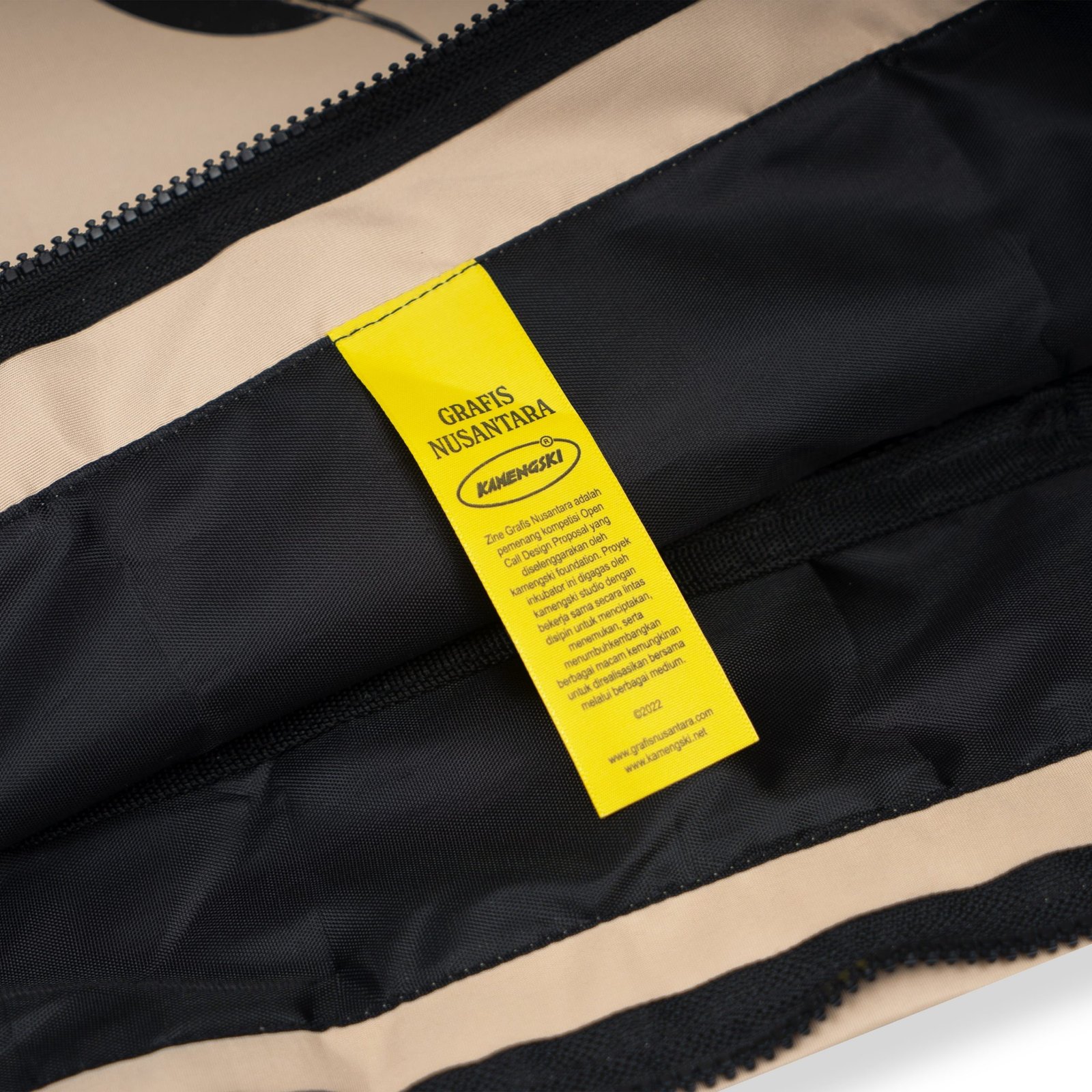 GRAFIS NUSANTARA TOTEBAG BEIGE