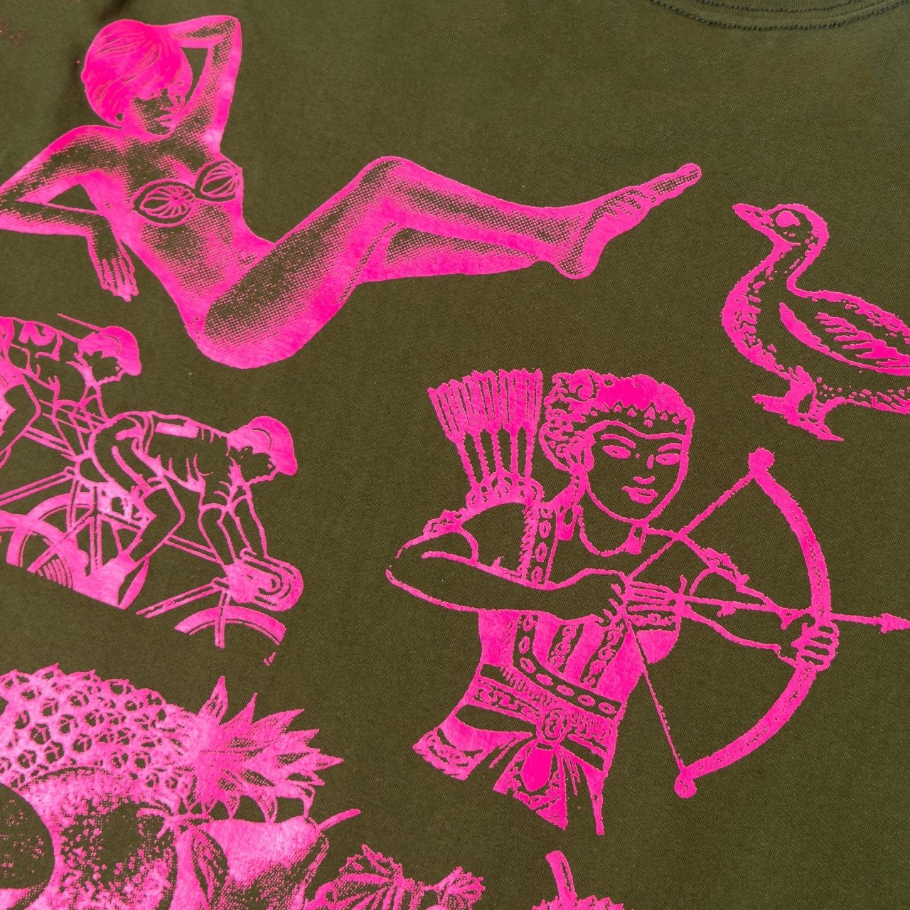 GRAFIS NUSANTARA ARMY/BLACK SHORT TEE