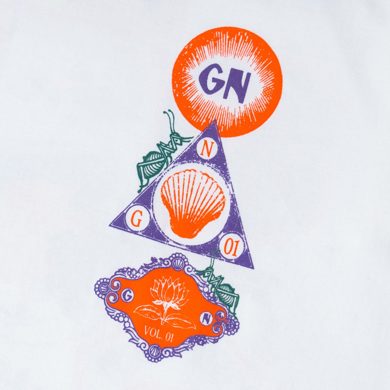 GRAFIS NUSANTARA LABEL KWALITEIT WHITE SHORT TEE