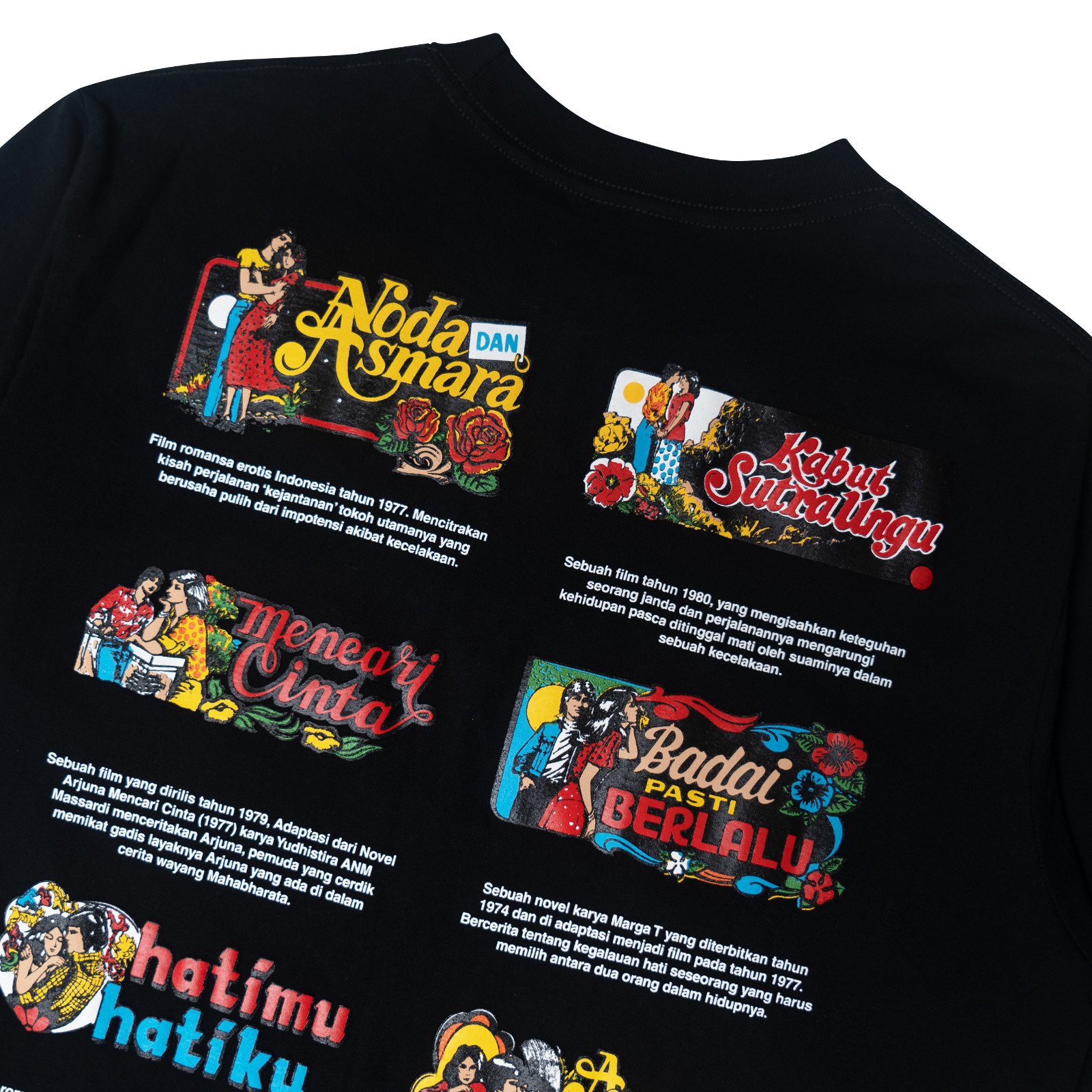 GRAFIS NUSANTARA STICKER ROMANTIS BLACK SHORT TEE